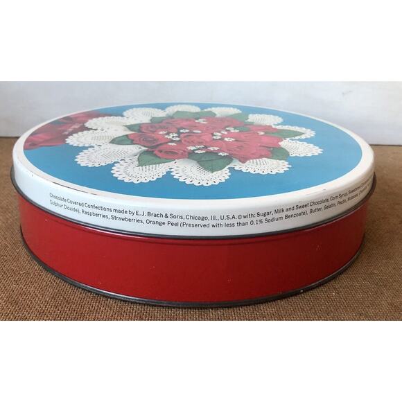 Vintage Brach’s Comtessa Chocolates Candy Gift Tin Red Rose Lace Doily Romantic - Picture 10 of 16